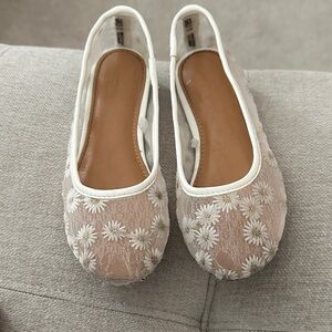 DV by Dolce Vita Daisy Mesh Slippers